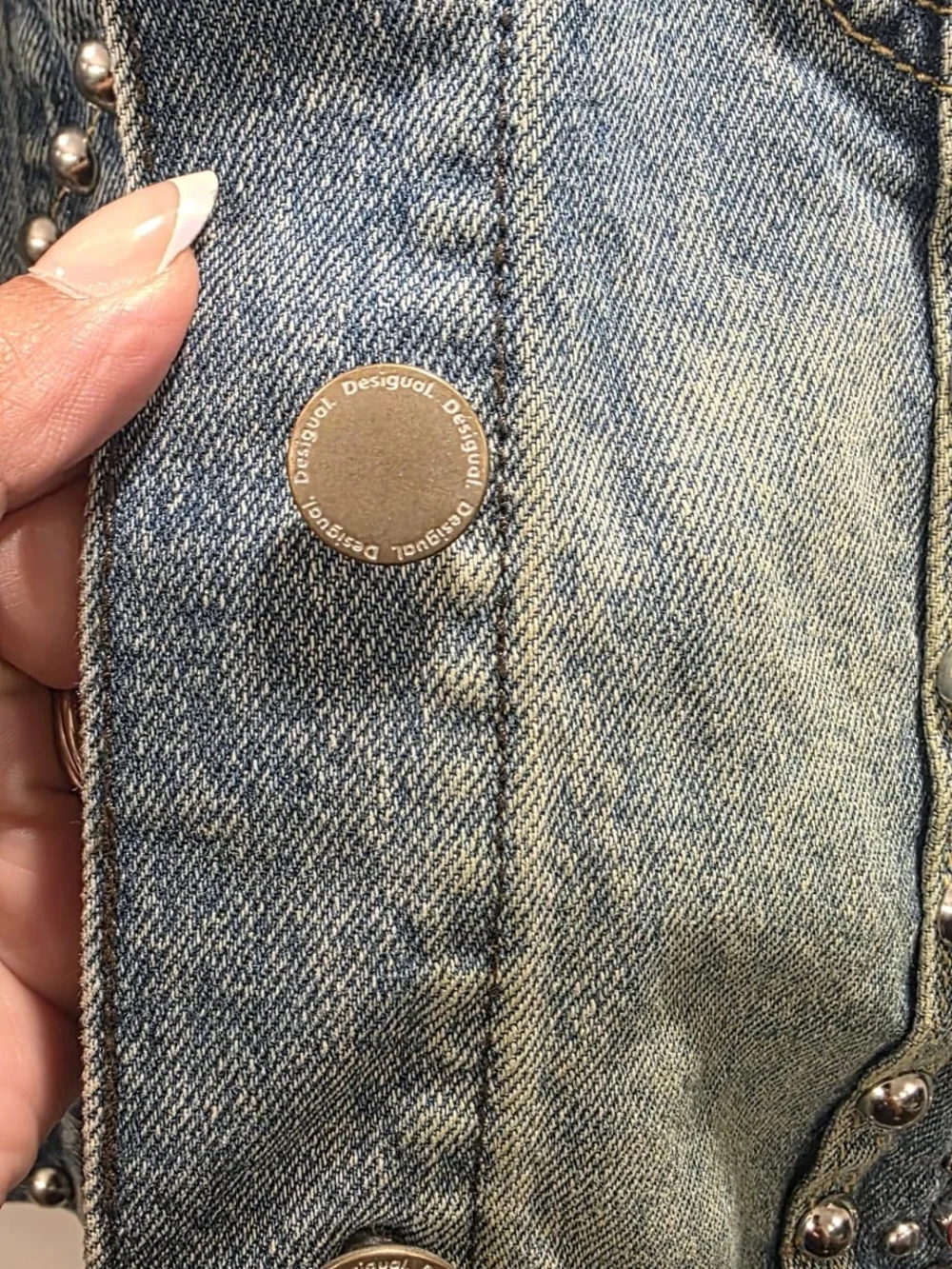 Desigual Studded Blue Denim Jacket with Red Accent - Picture 5 of 9
